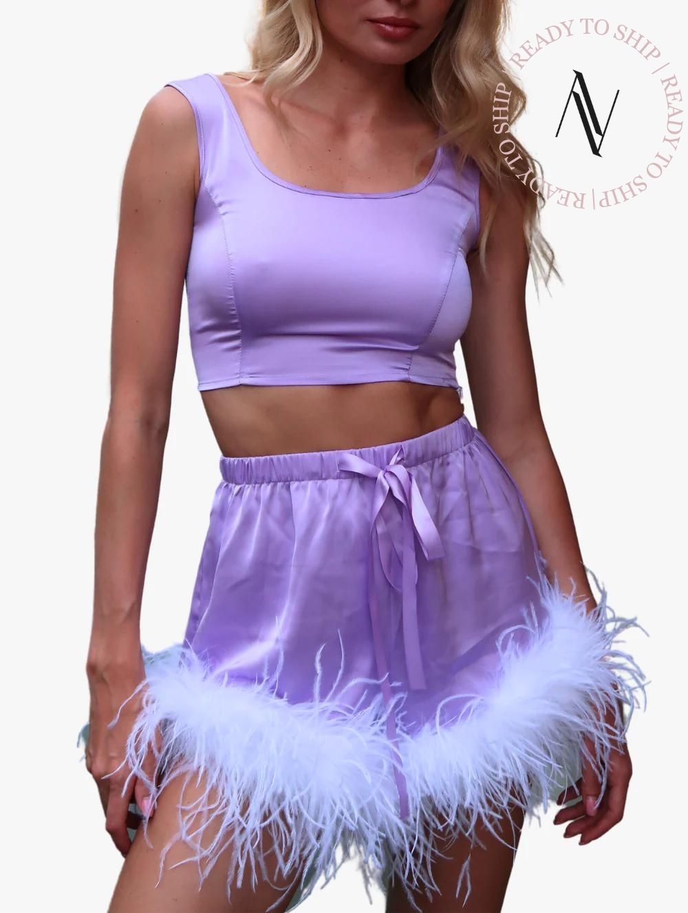 دينا شورت بنفسجي