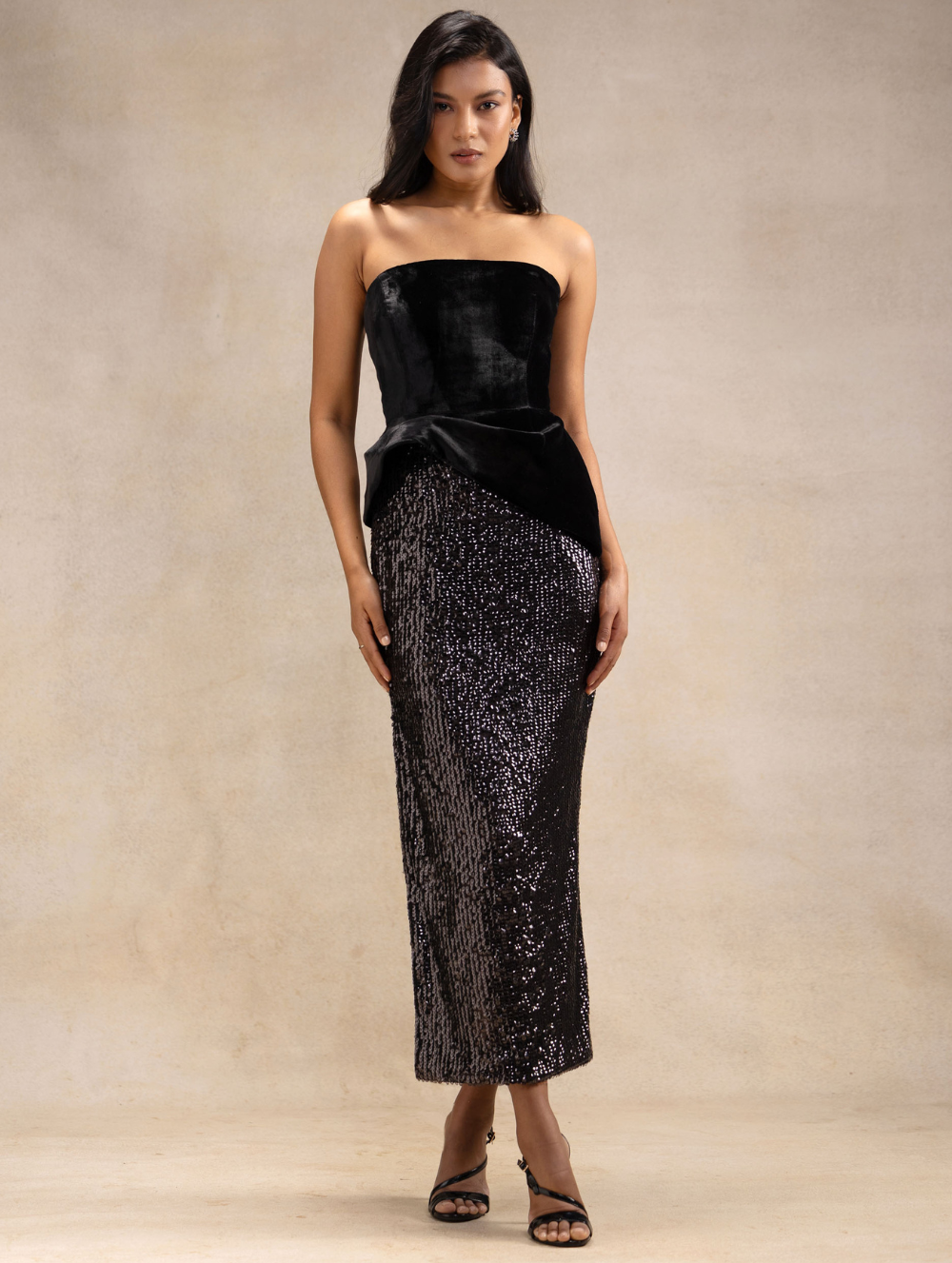 Velvet Corset with black sequin skirt - Colette