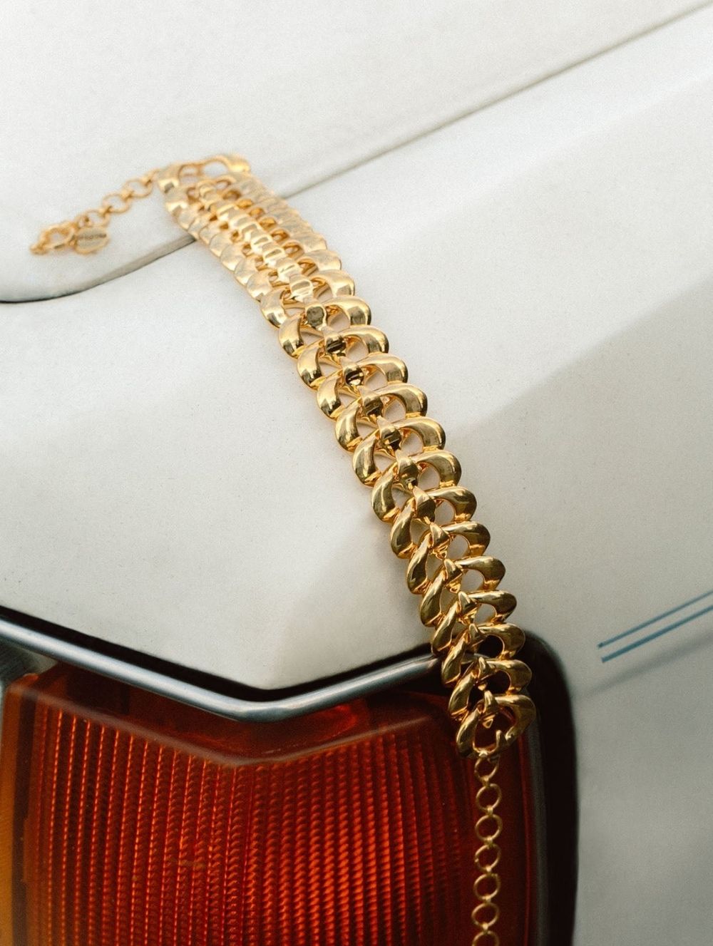 Interlink Gold choker