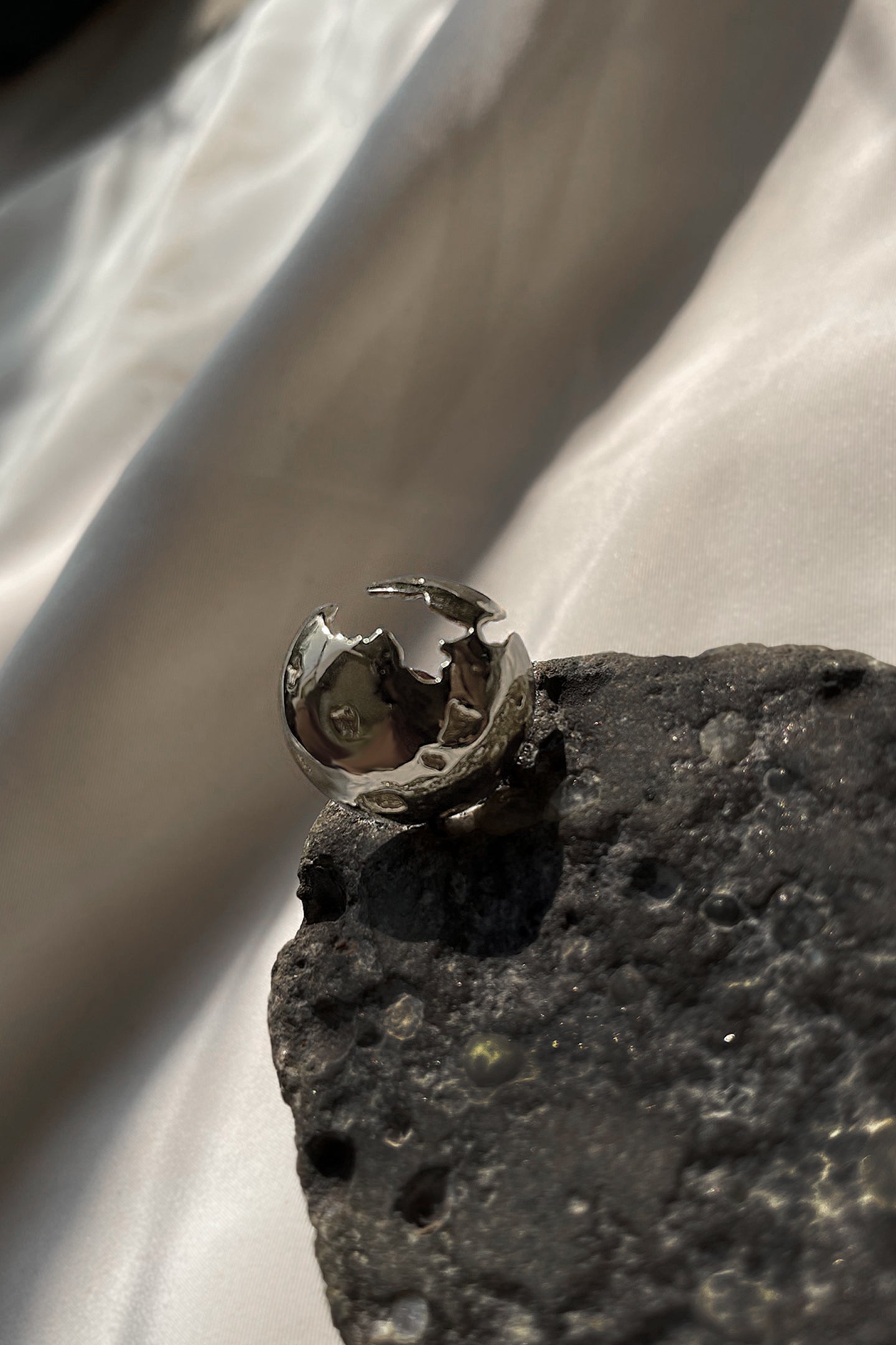 PALLAS STUDS- PLATINUM