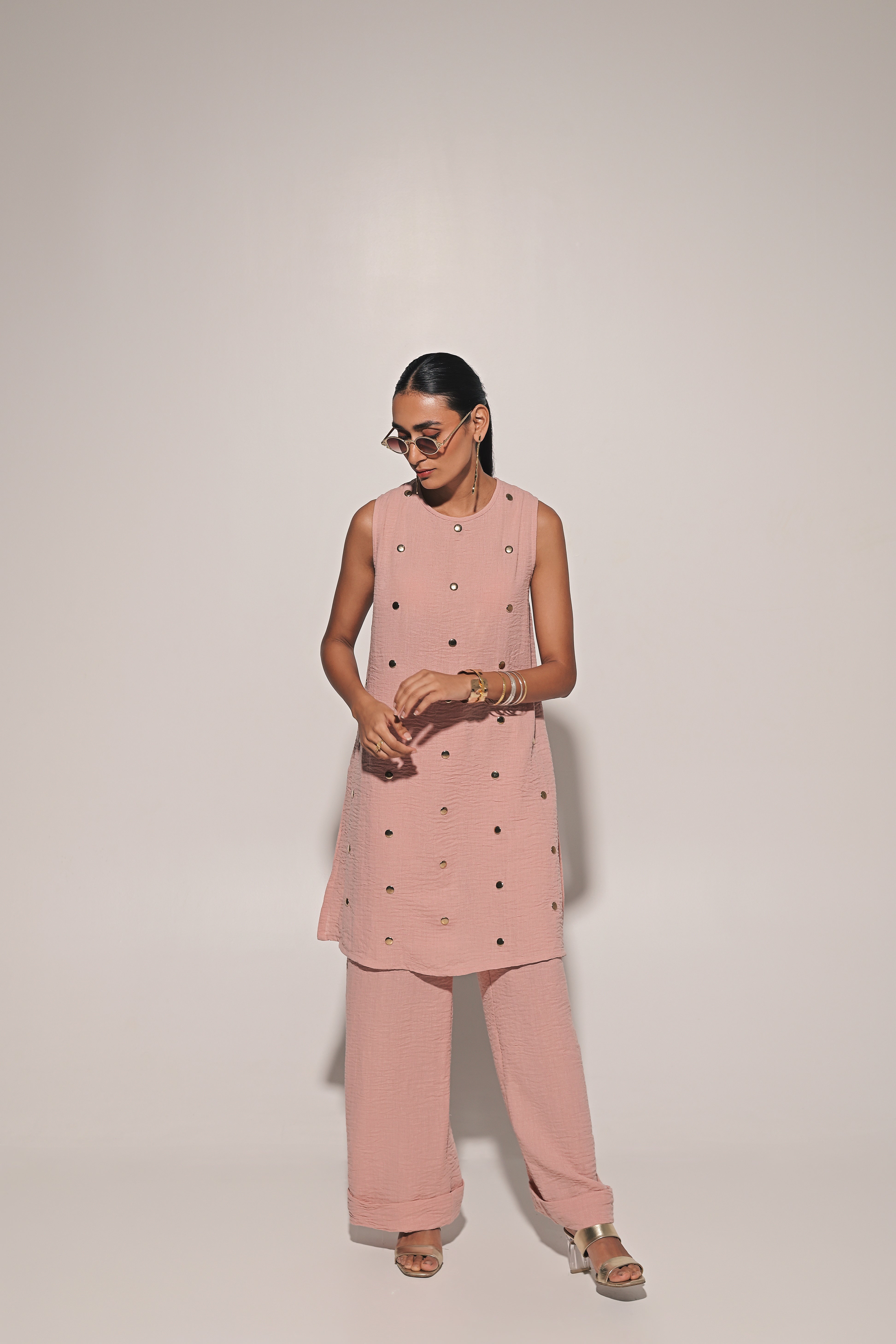 Kiyomi blouse with straight pants