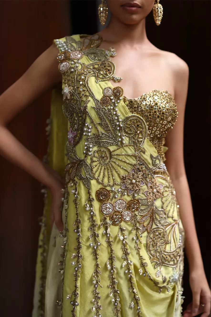 Osa One-Shoulder Cocoon Cape Set in Yellow