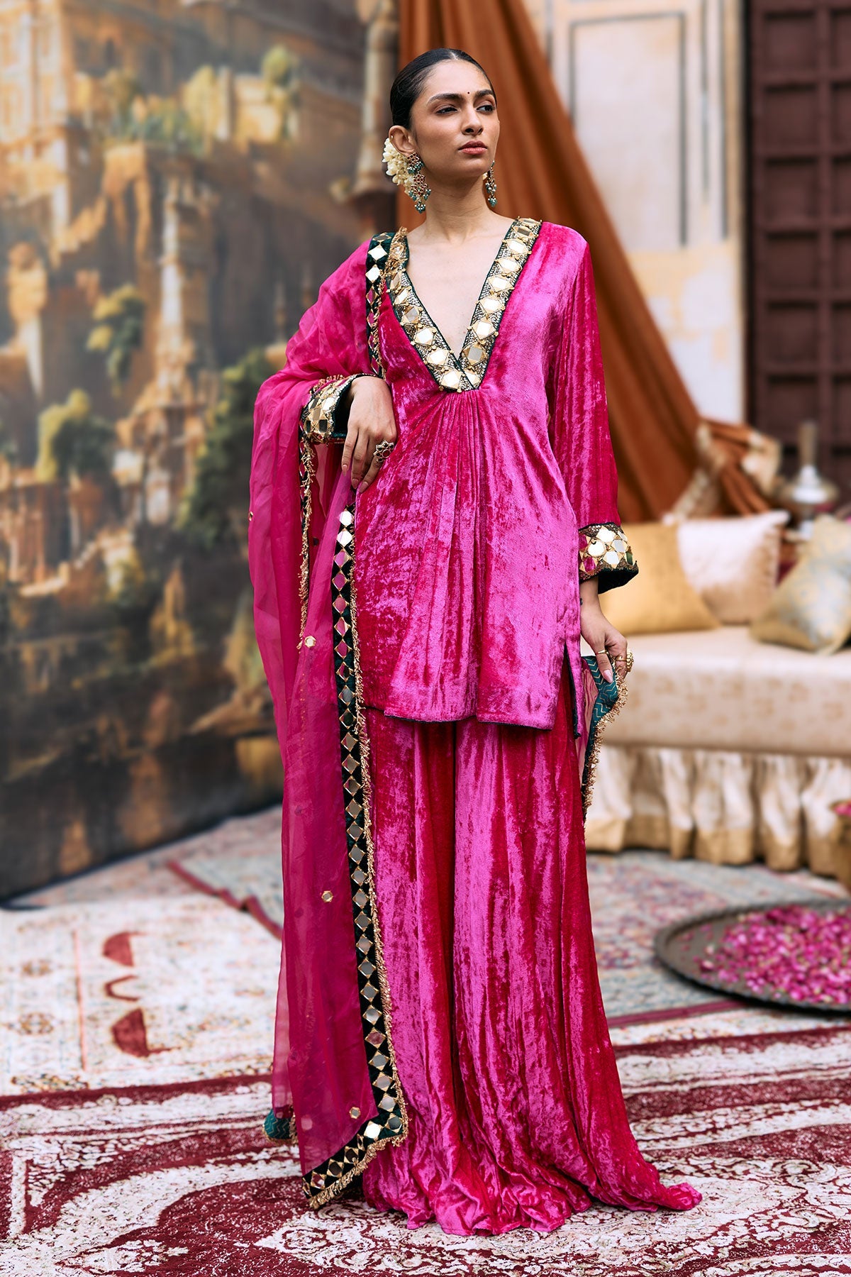 Gulaab Makhmal Khayal Suit