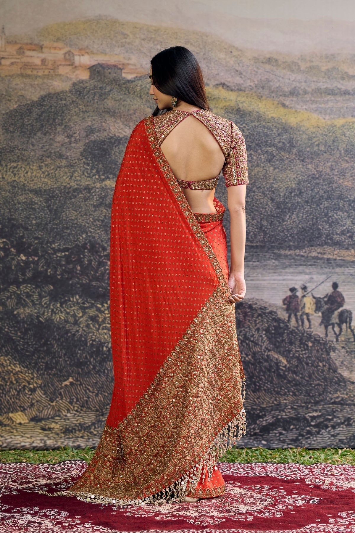 Surahi Rang Handloom Saree Set