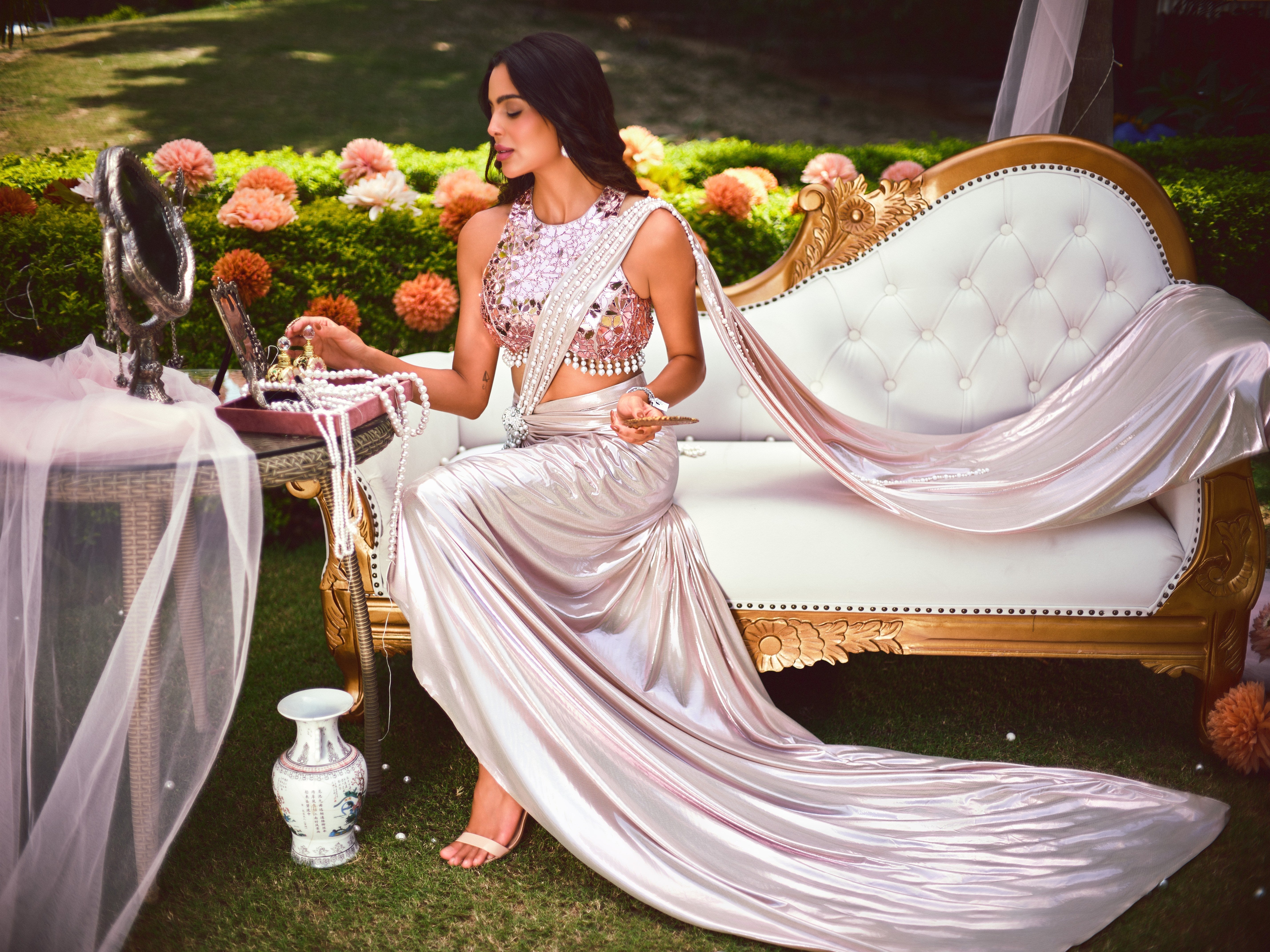 The bridesmaid diaries saree set