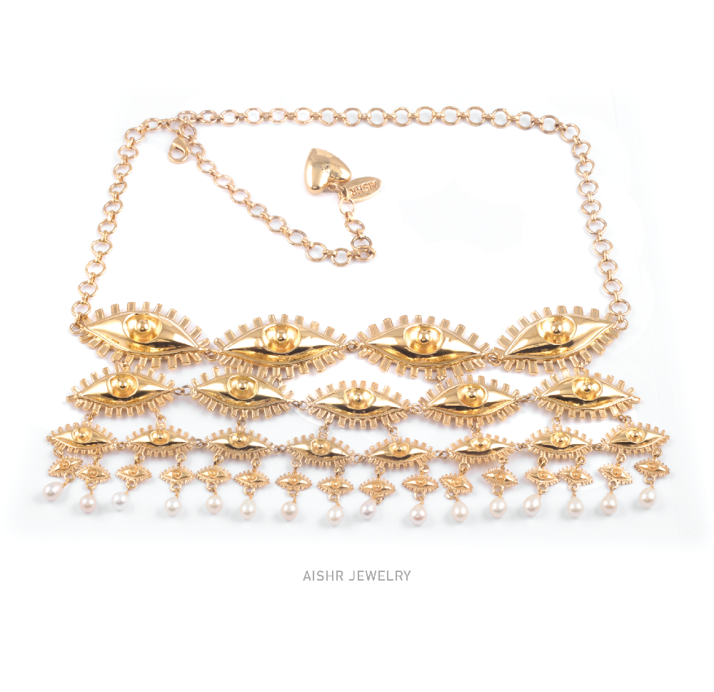 Eye love you neckpiece