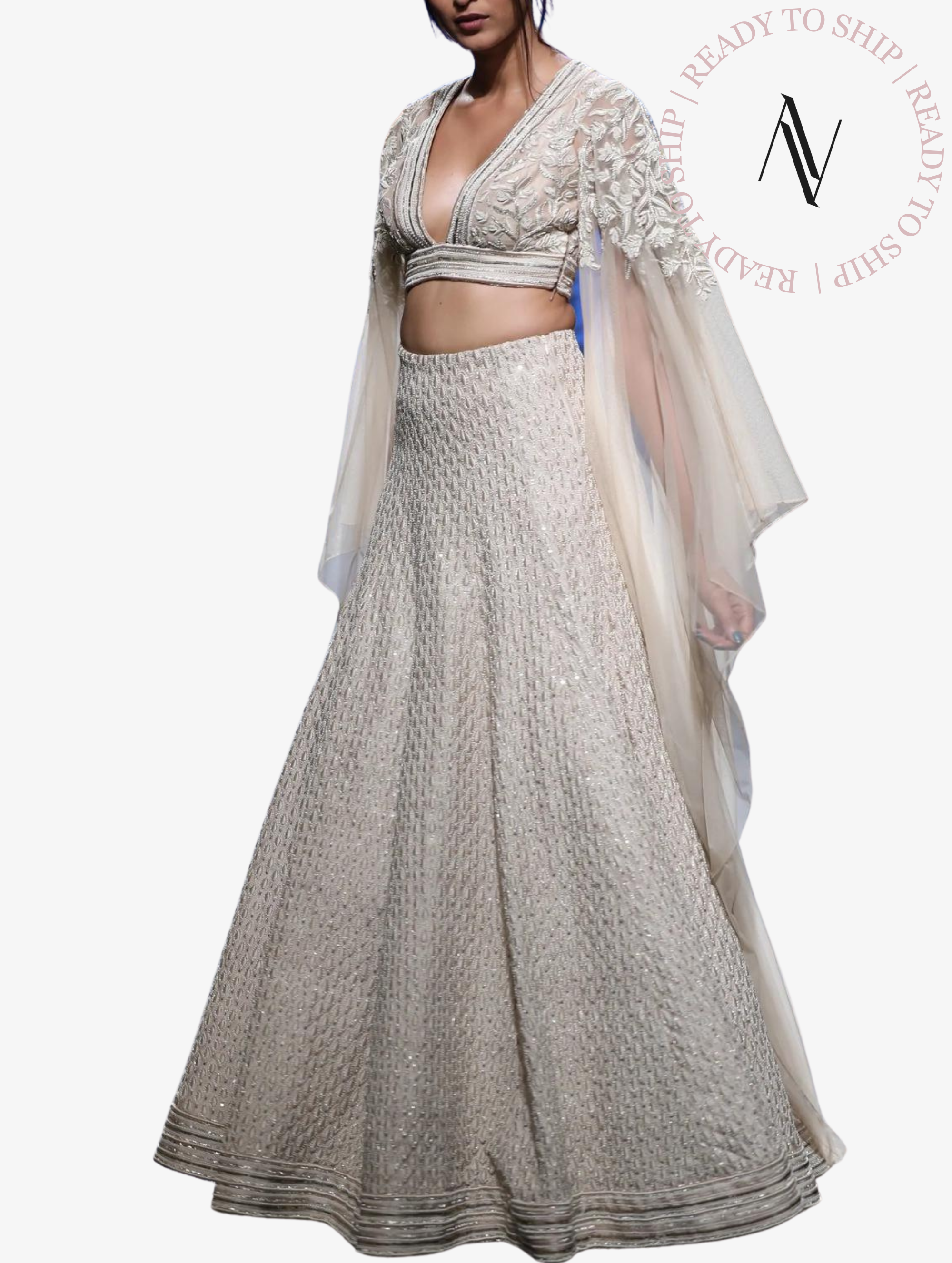 Ivory bridal lehenga (Size: Small)- Showroom