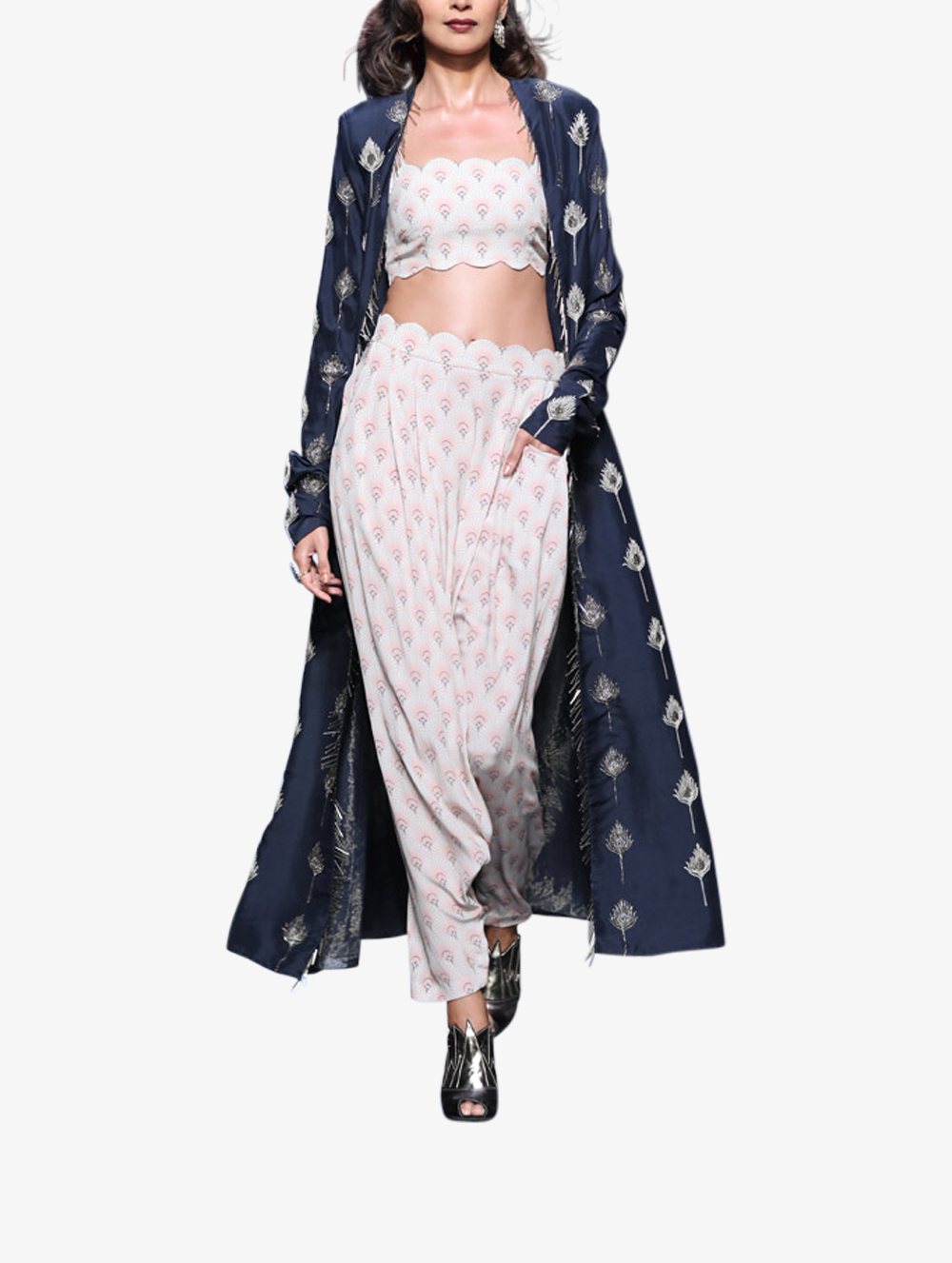 Embroidered jacket with repe-bustier set
