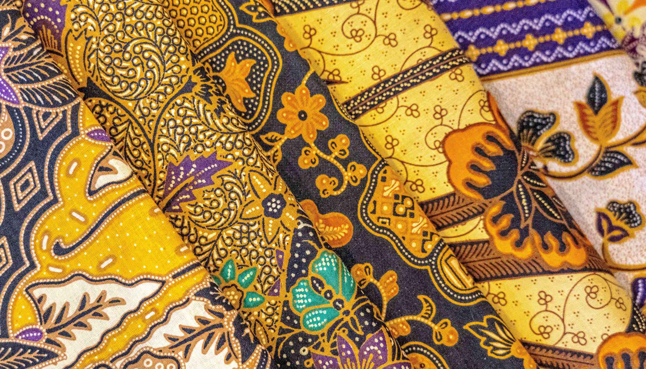 Different types of fabrics used in Indian fashion