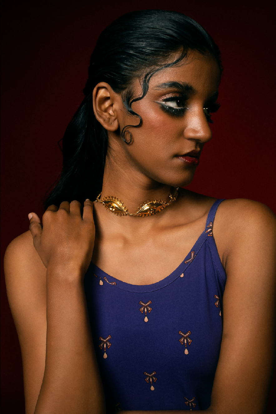 All eyes on me neckpiece aishr website-03