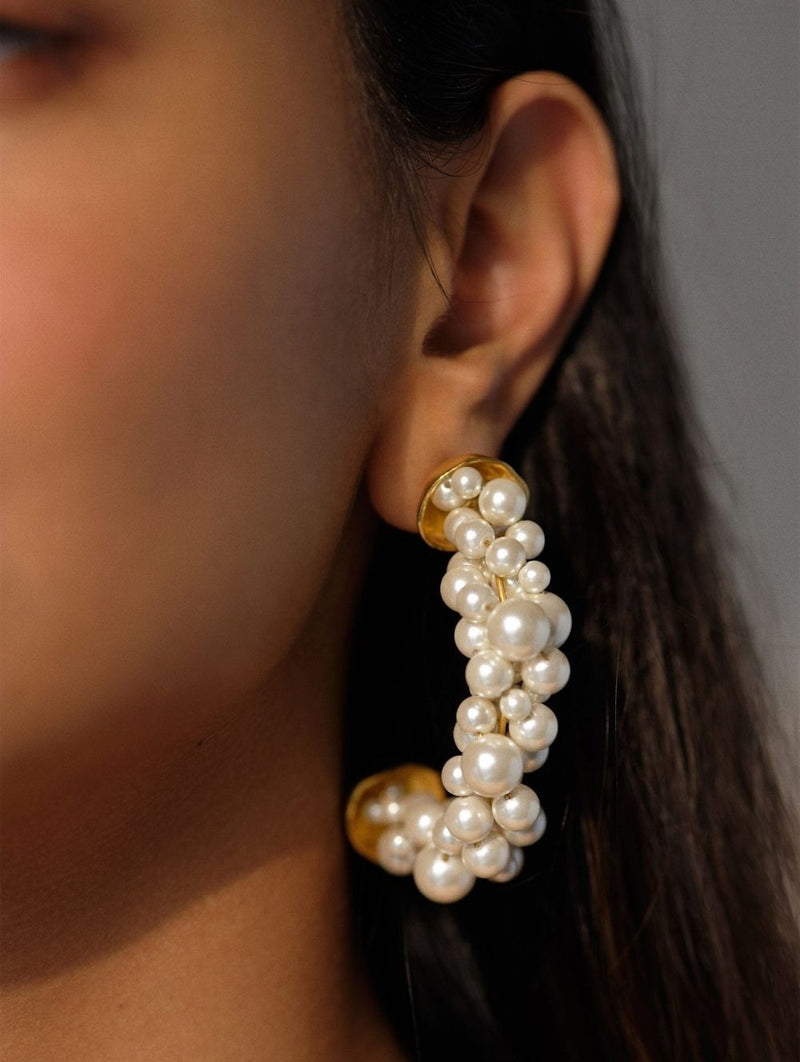 Pearl cluster half hoops