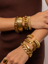 Gold chunky ribbed bangle