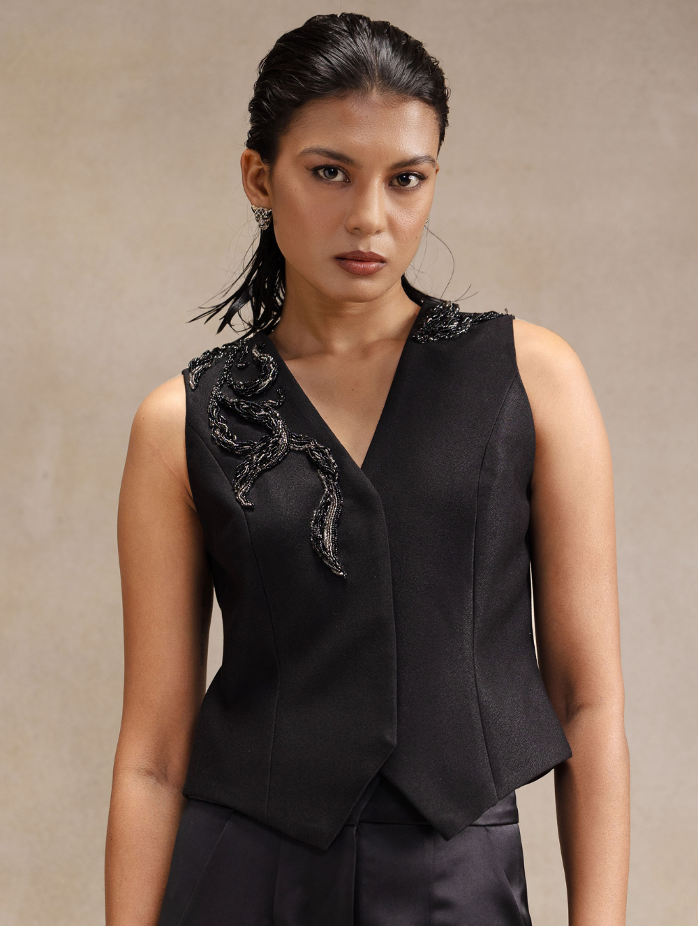 Fitted Embroided Waistcoat  - Nori