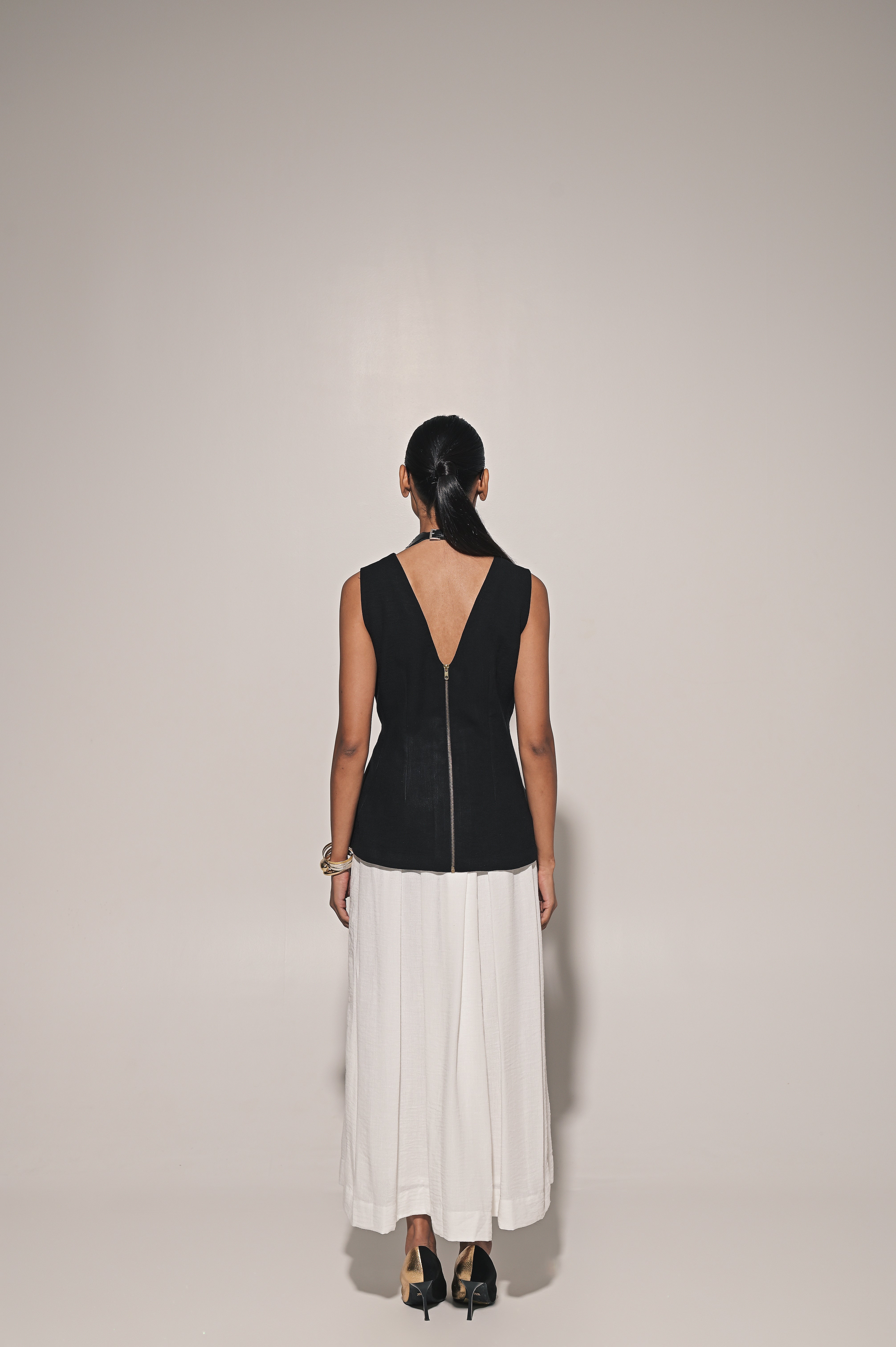 Elan skirt with sculpted top