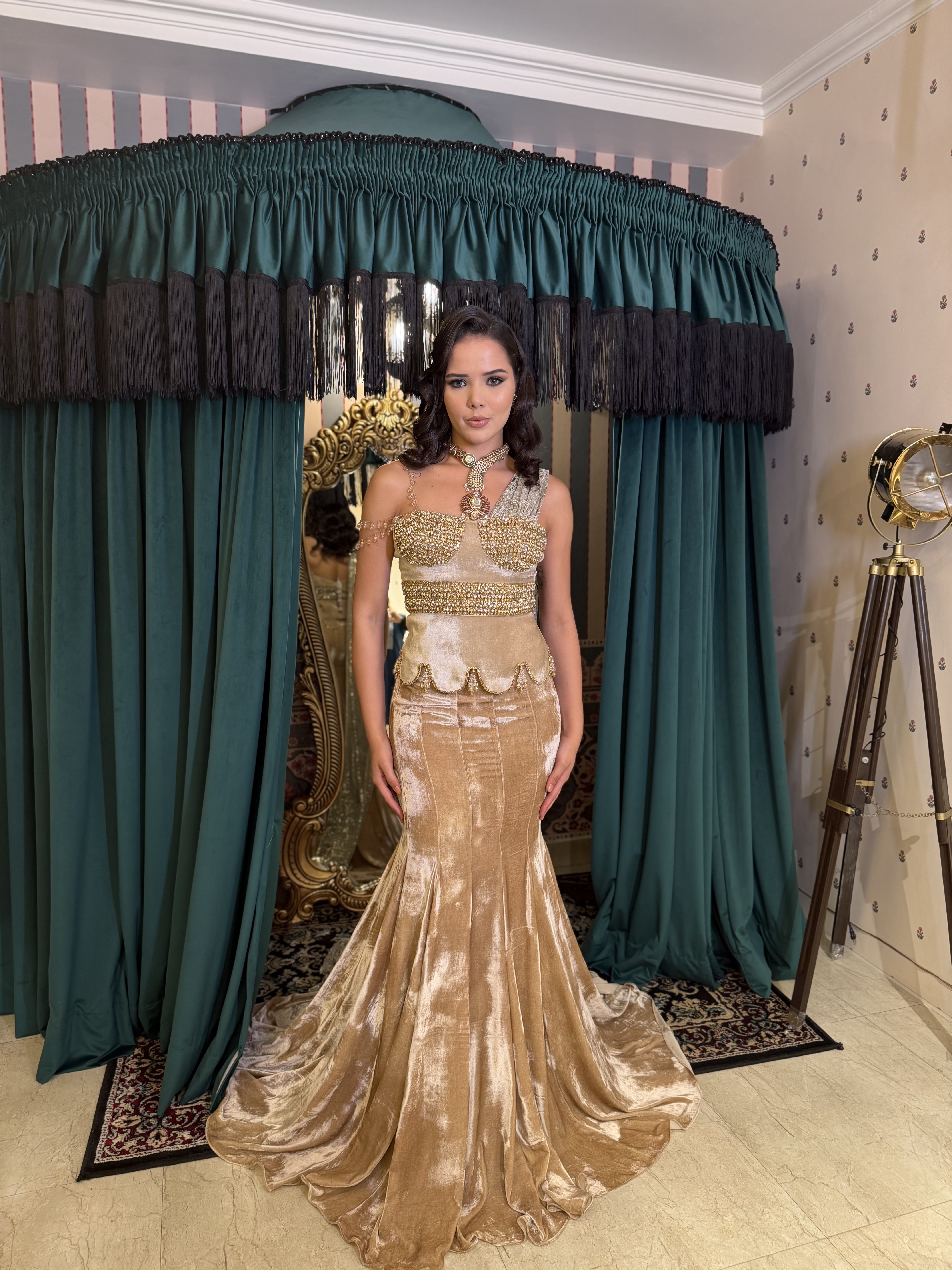 Gold silk velvet scallop top with fishtail skirt