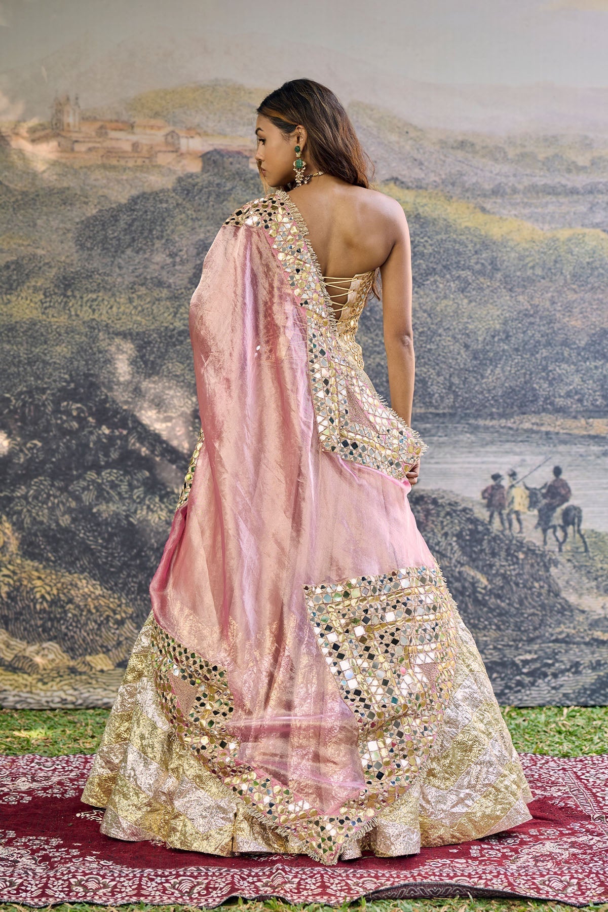 Sunehri Roshan Mirror Lehenga Set