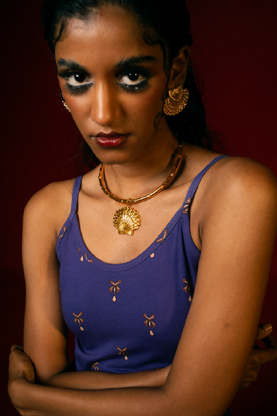 seashell neckpiece-02
