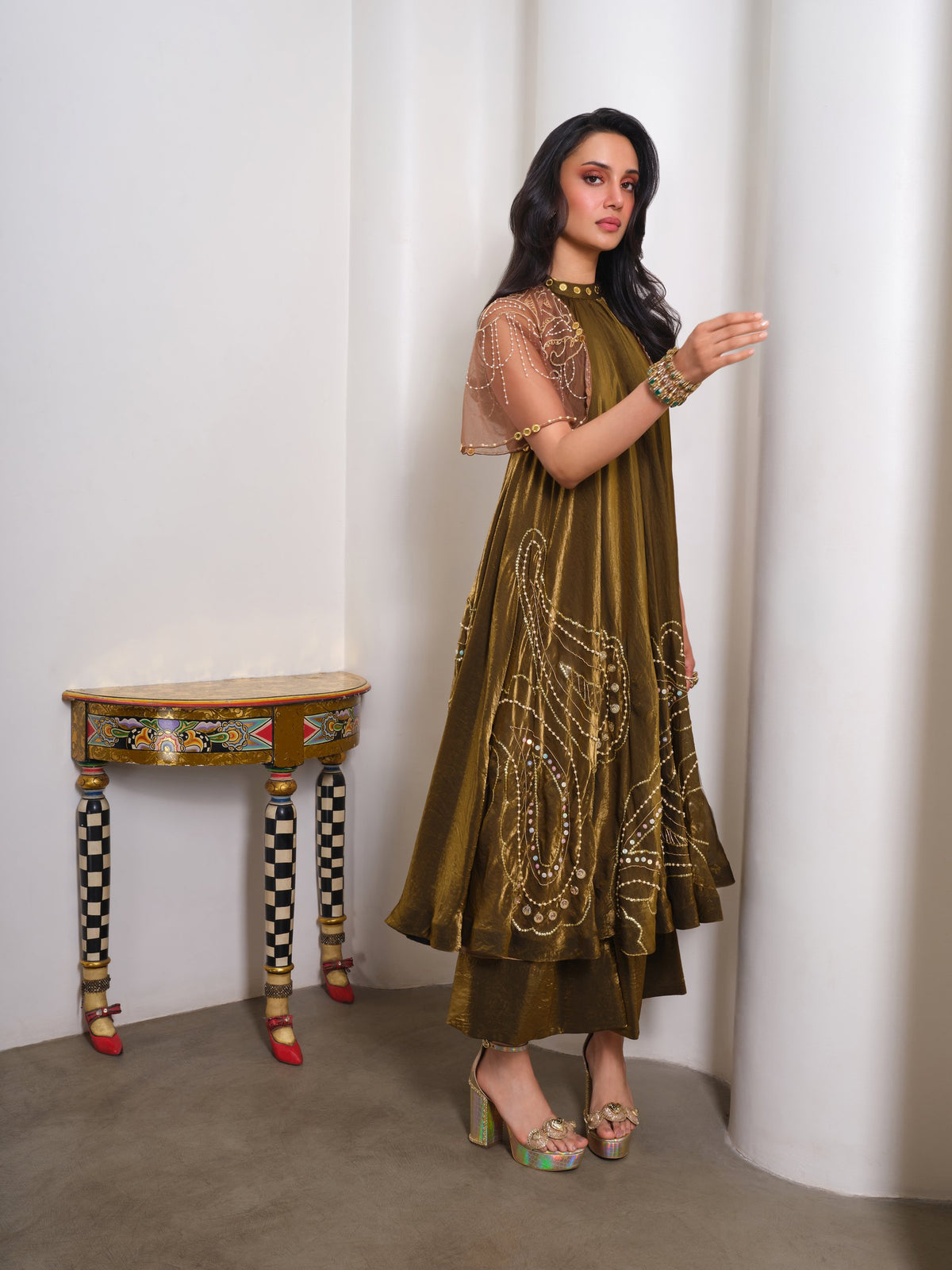 Molten Glow – gold kurta set by Papa Don't Preach by Shubhika