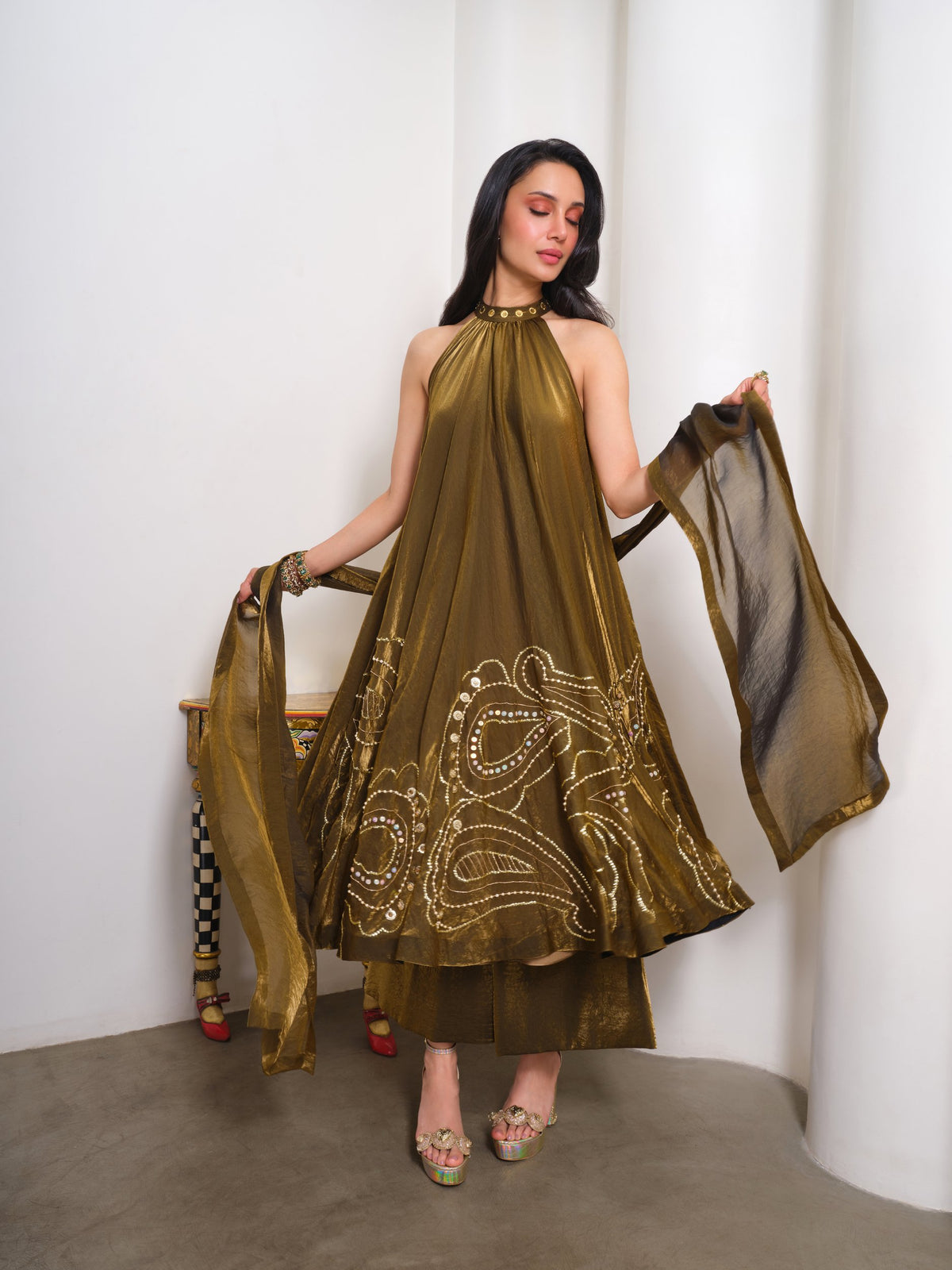 Molten Glow – gold kurta set by Papa Don't Preach by Shubhika