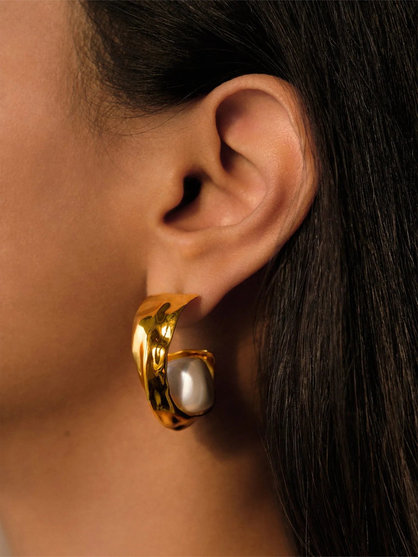 Mini crest hoops