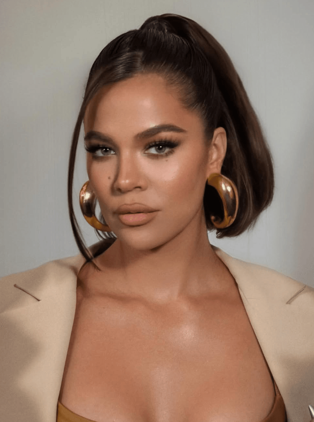 أقراط سيرينا الذهبية